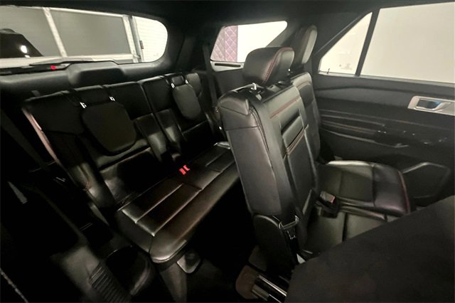 Used 2024 Ford Explorer ST-Line w/ Class IV Trailer Tow Package image 25