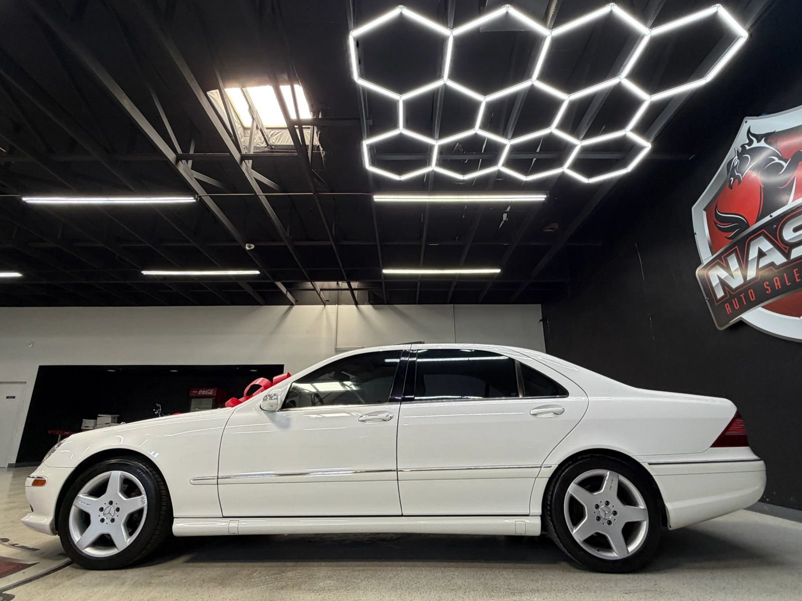 Used 2006 Mercedes-Benz S 500 image 16