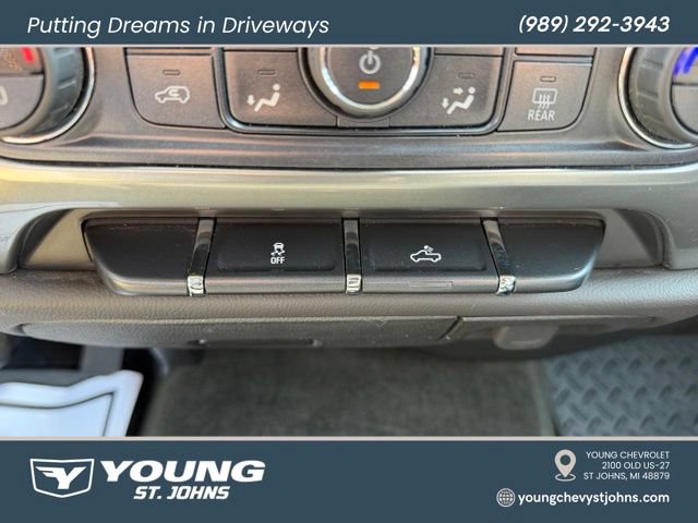 Used 2018 Chevrolet Silverado 1500 LT w/ All Star Edition RWD image 26