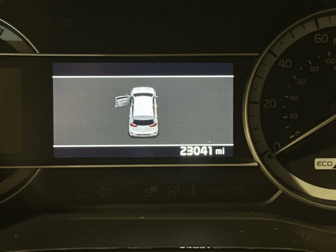 Certified 2022 Kia Niro LX image 22