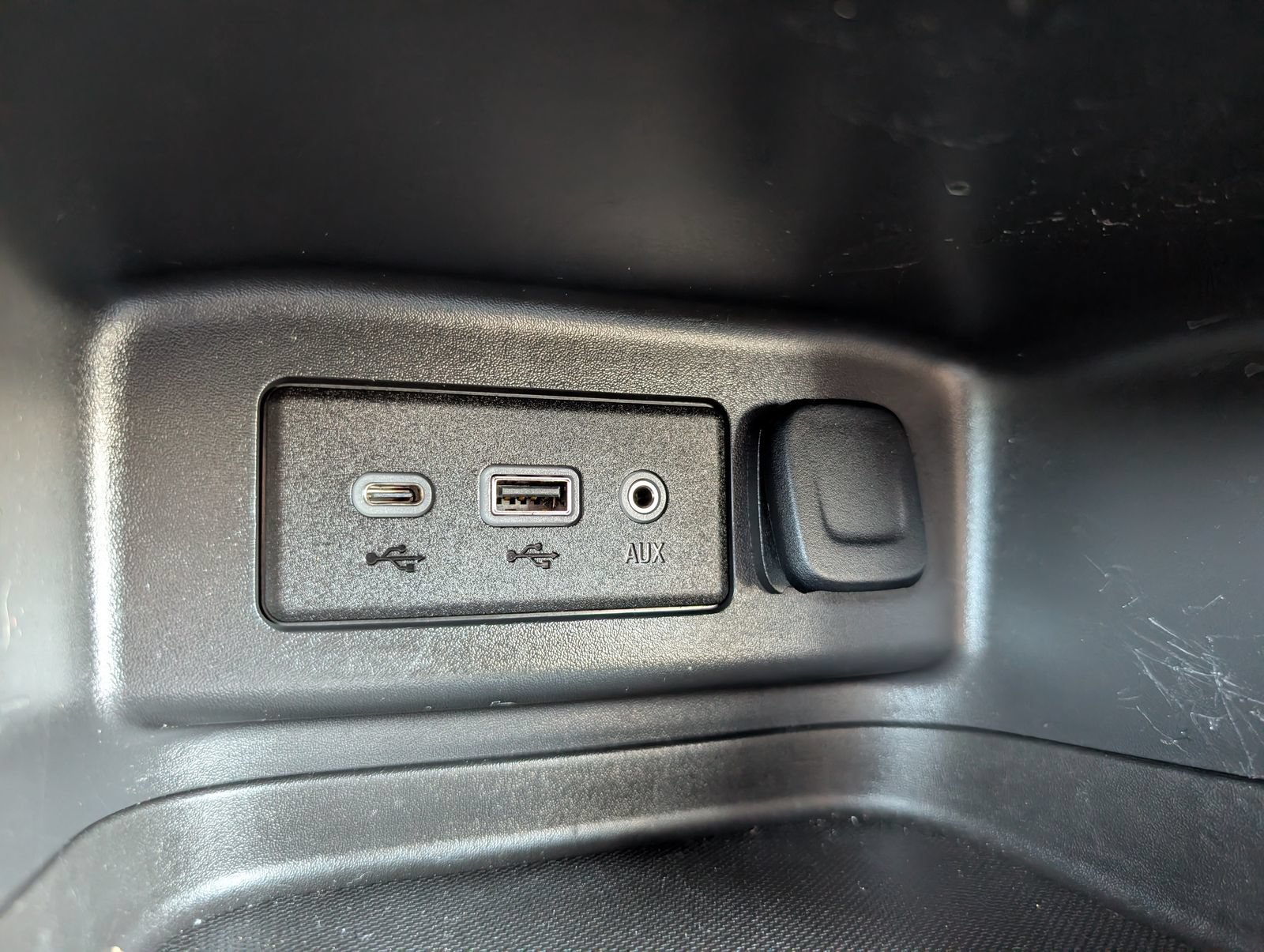 Used 2020 Chevrolet Equinox LT AWD/4WD image 24