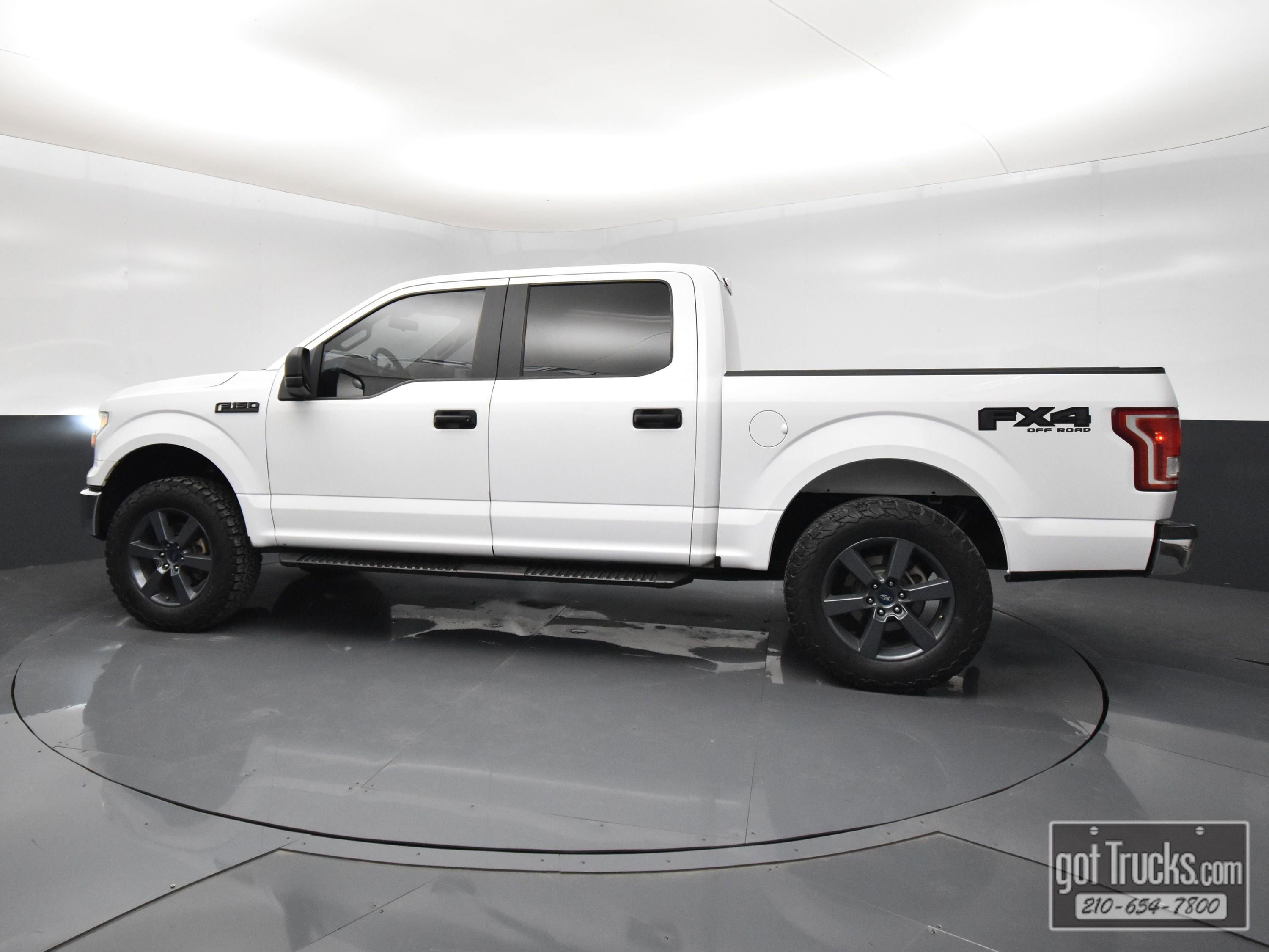 Used 2015 Ford F150 XL w/ Equipment Group 101A Mid AWD/4WD image 3