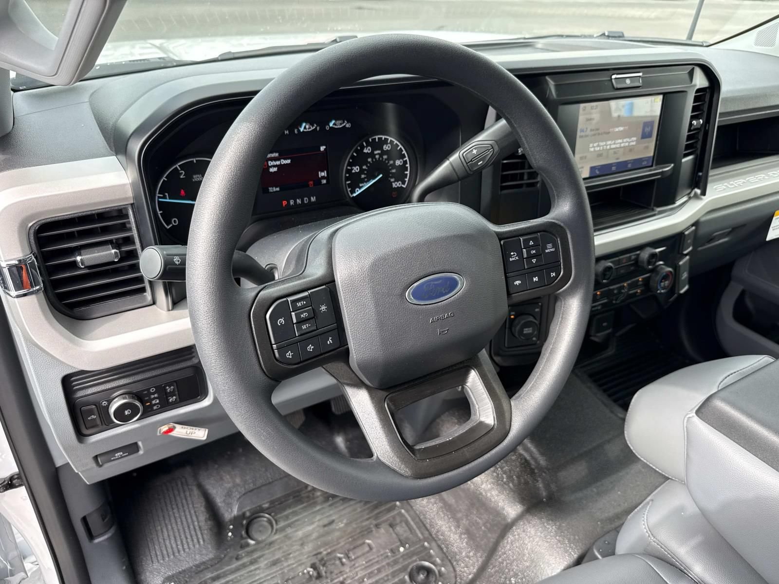 New 2026 Ford F550 4x4 Supercab Super Duty image 13