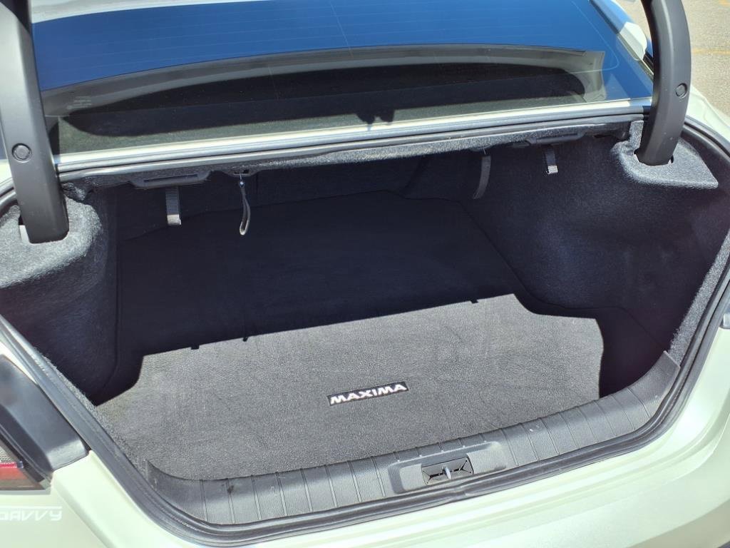 Used 2023 Nissan Maxima SR w/ Sport Mat Group image 18