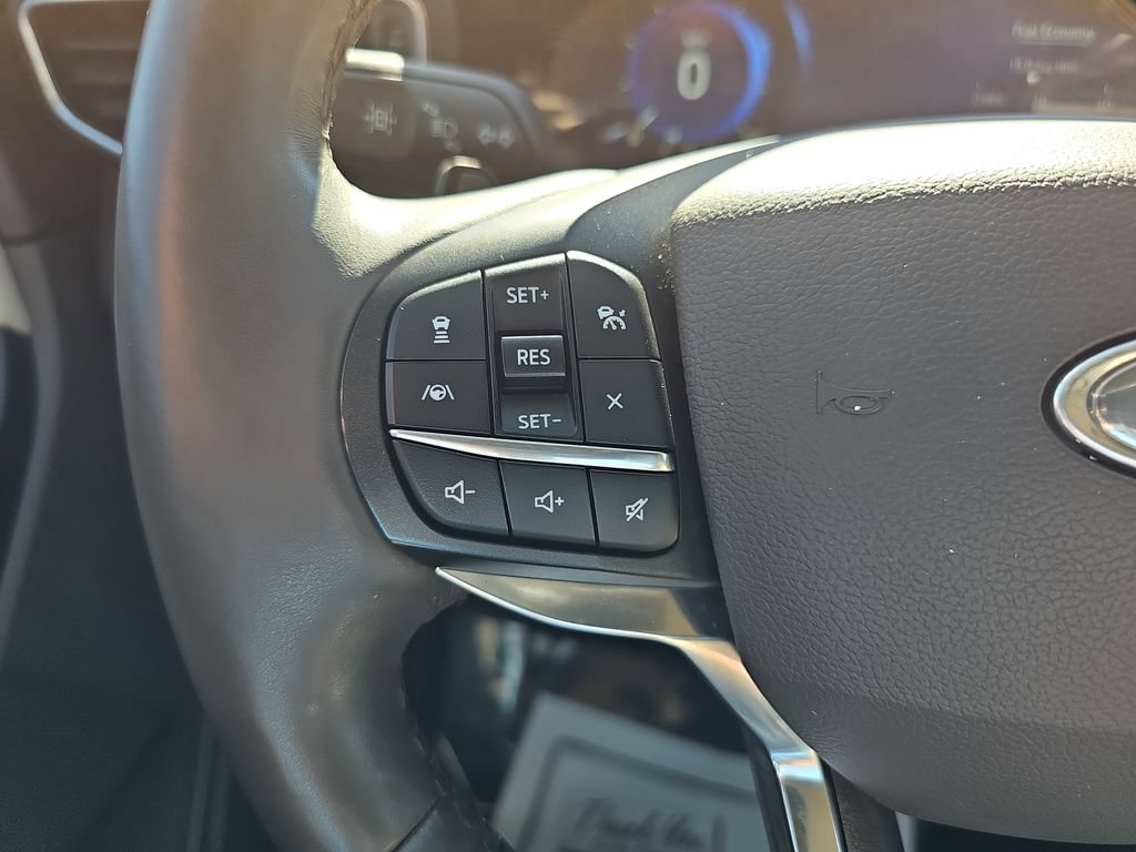 Used 2020 Ford Explorer Platinum AWD/4WD image 23