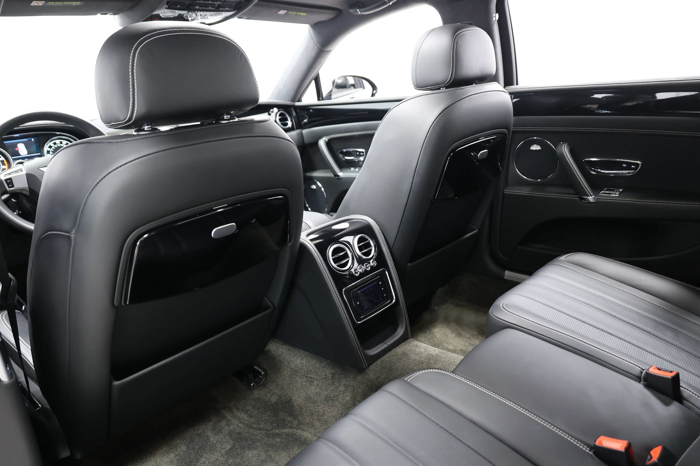 Used 2015 Bentley Flying Spur V8 AWD/4WD image 51