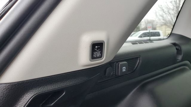 Certified 2023 Jeep Grand Cherokee Limited image 30