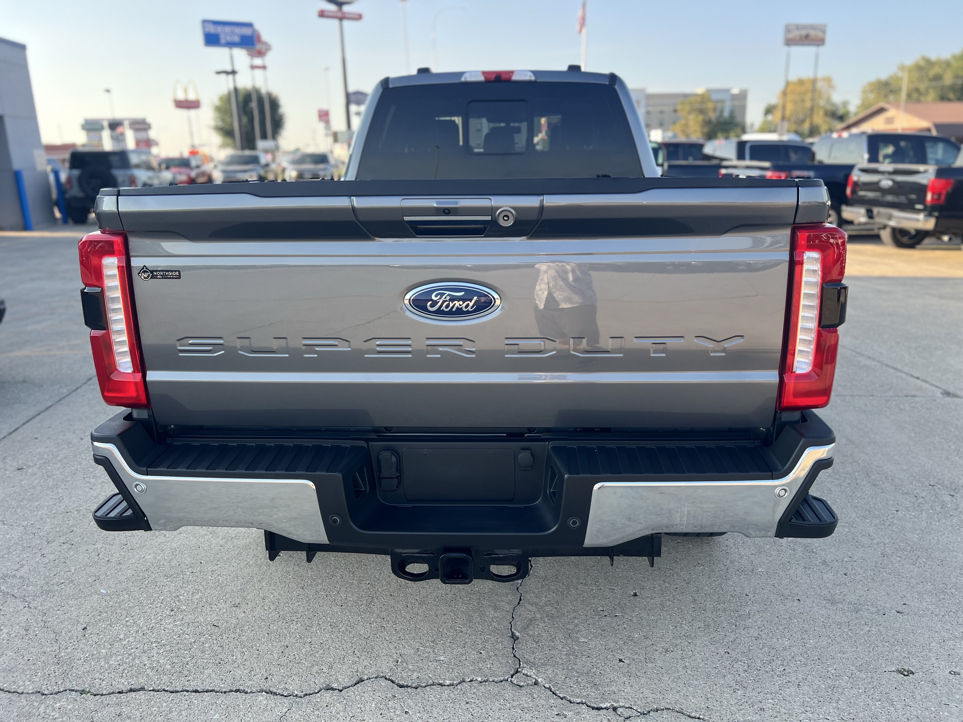 Used 2024 Ford F350 Lariat w/ Lariat Ultimate Package AWD/4WD image 11