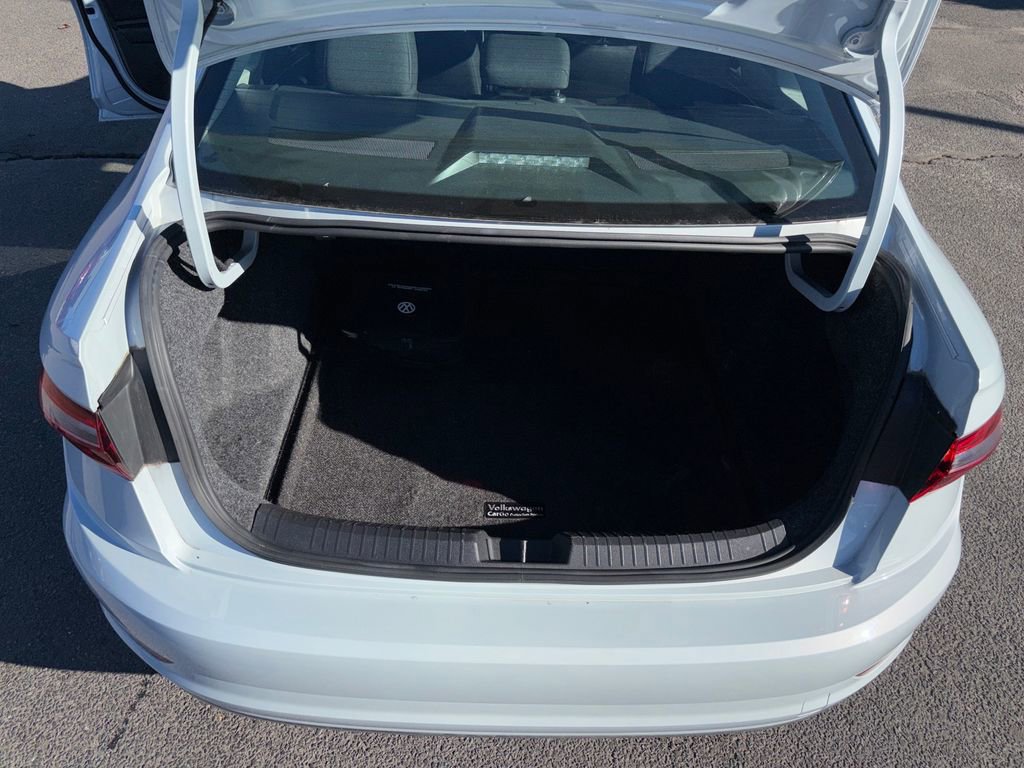 Used 2019 Volkswagen Jetta S w/ Driver Assistance Package FWD image 17
