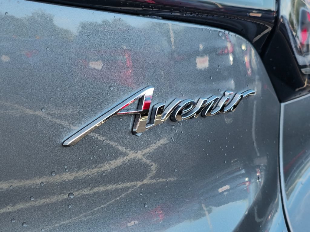 Used 2024 Buick Encore GX Avenir w/ Avenir Convenience Package FWD image 31