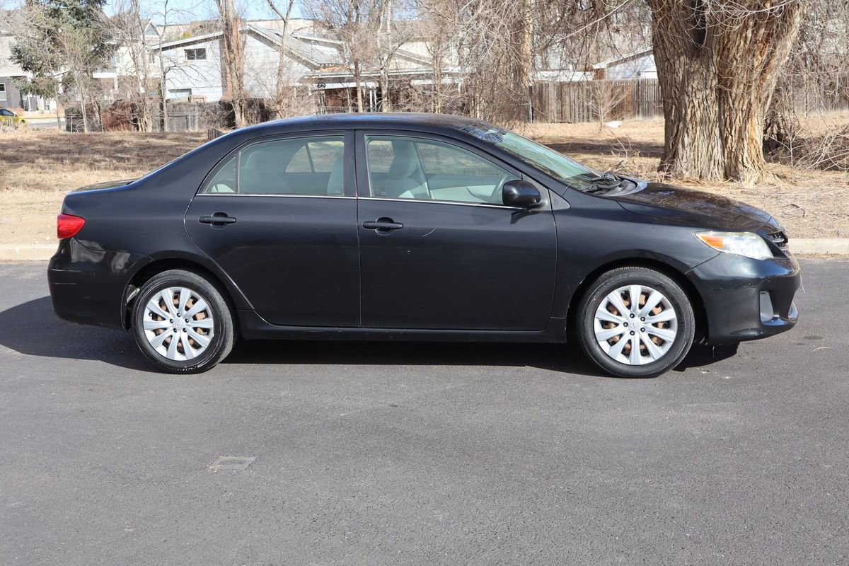 Used 2013 Toyota Corolla LE w/ Protection Pkg image 3