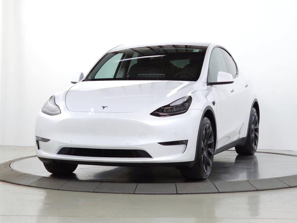 Used 2022 Tesla Model Y Long Range AWD/4WD image 4