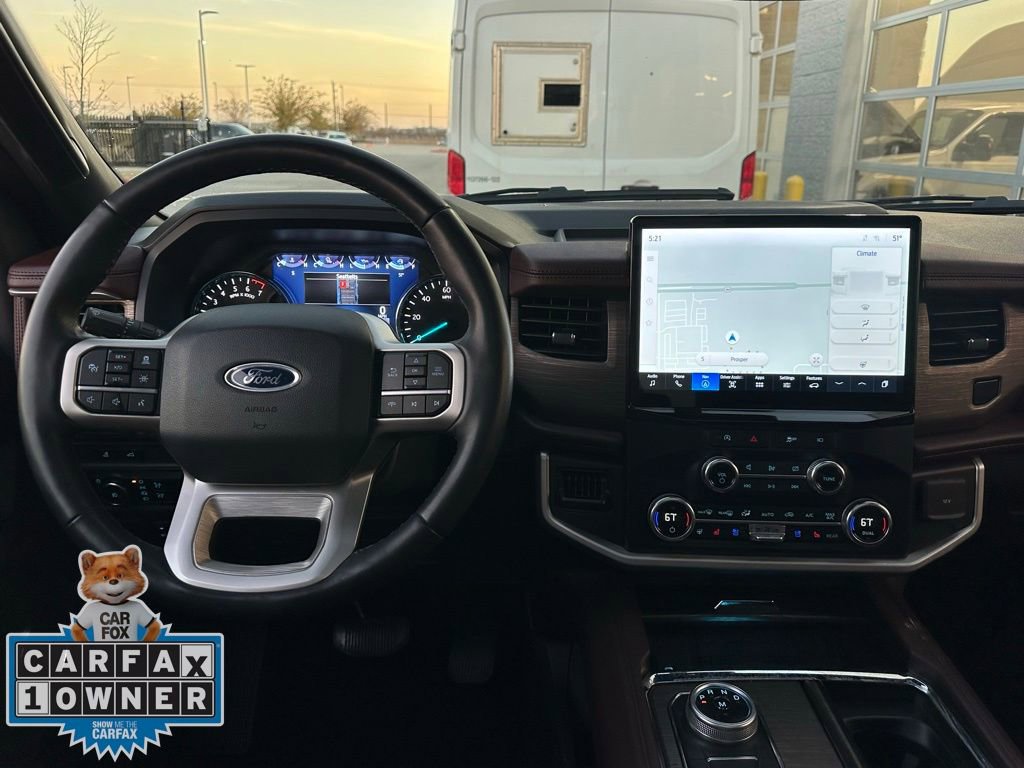 Used 2024 Ford Expedition Limited image 6