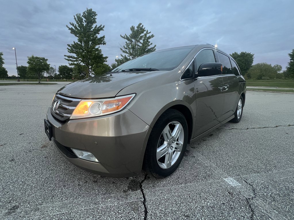 Used 2012 Honda Odyssey Touring image 1