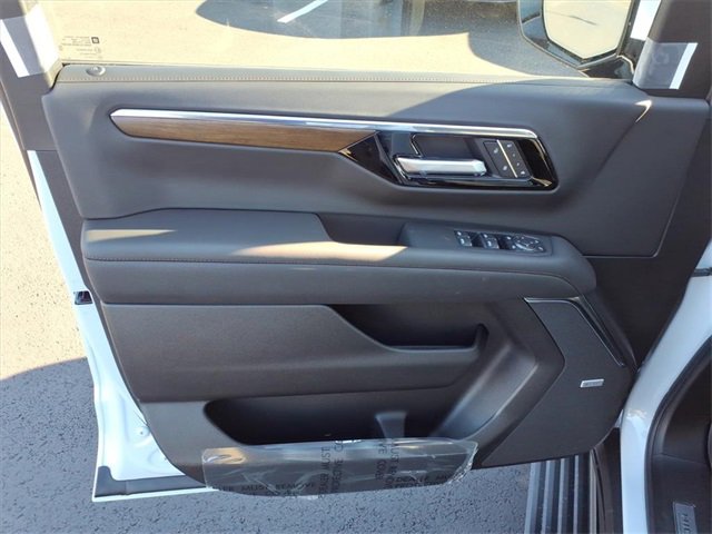 New 2026 Chevrolet Tahoe High Country image 11