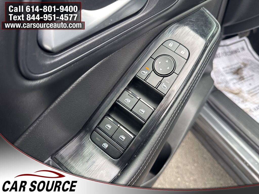 Used 2024 Nissan Rogue SV AWD/4WD image 15