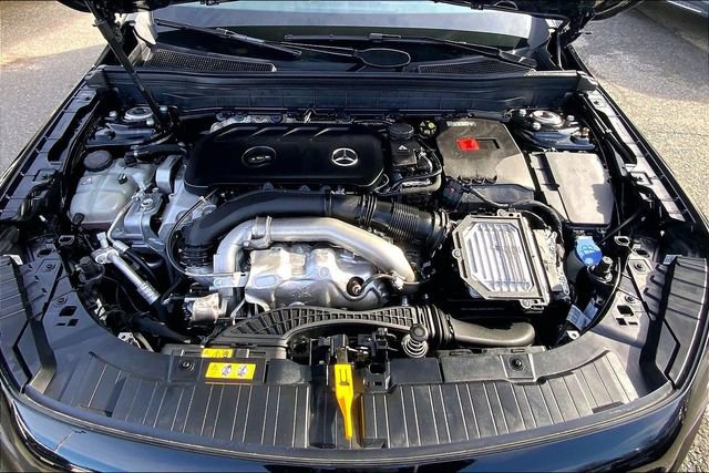 Used 2026 Mercedes-Benz GLB 250 4MATIC image 26