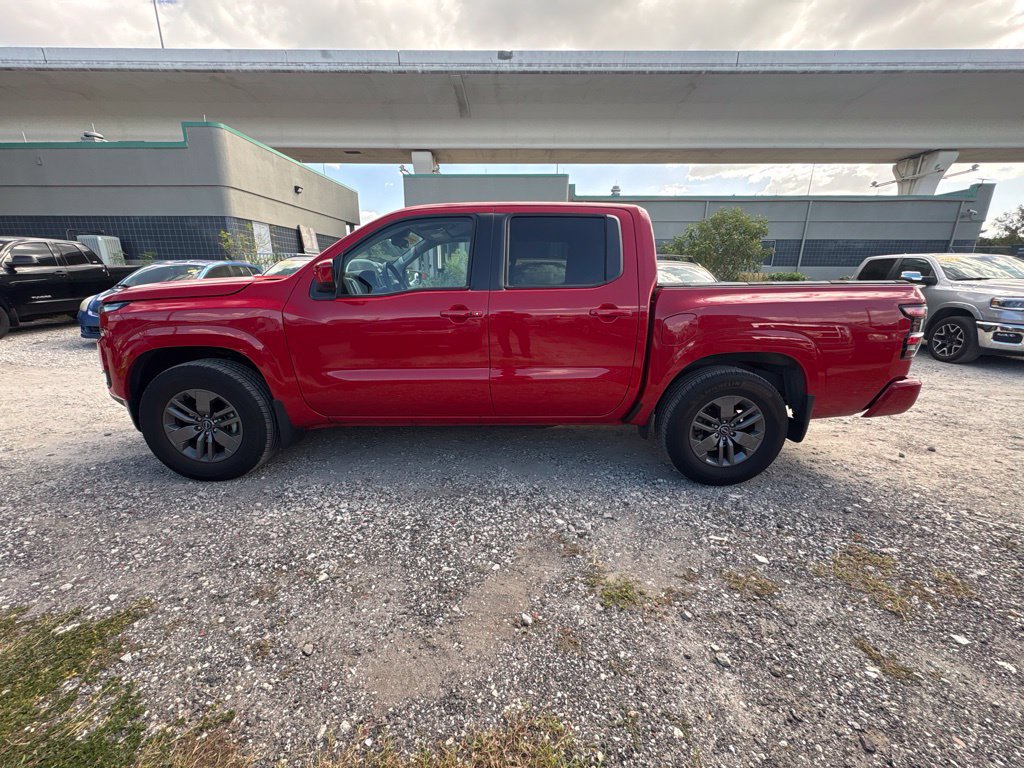 Used 2025 Nissan Frontier SV w/ SV Convenience Package RWD image 6