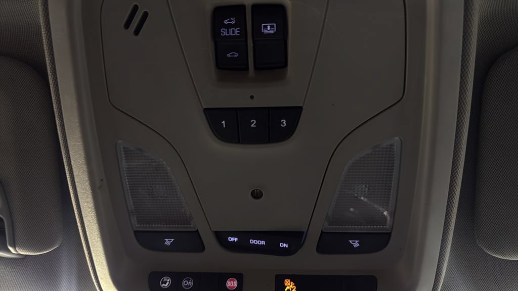 Used 2018 Chevrolet Impala Premier FWD image 32