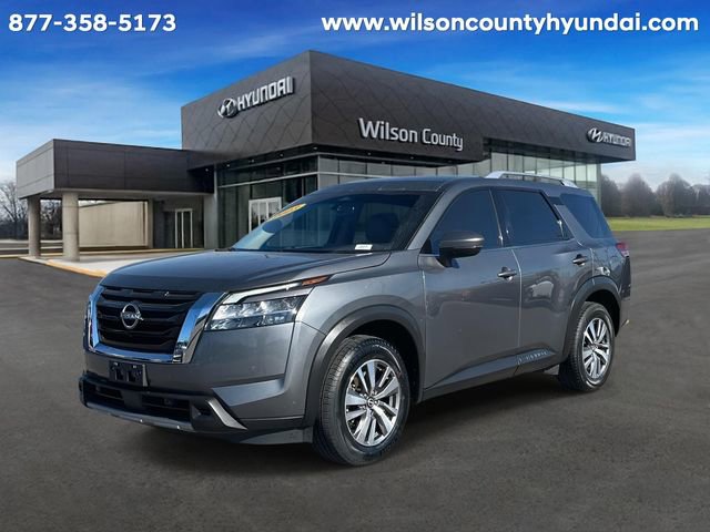 Used 2023 Nissan Pathfinder SL image 1