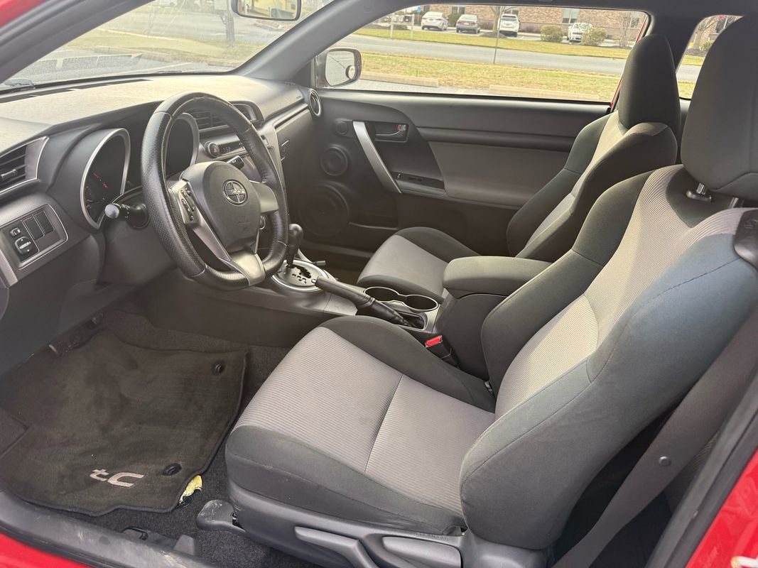 Used 2015 Scion tC image 10