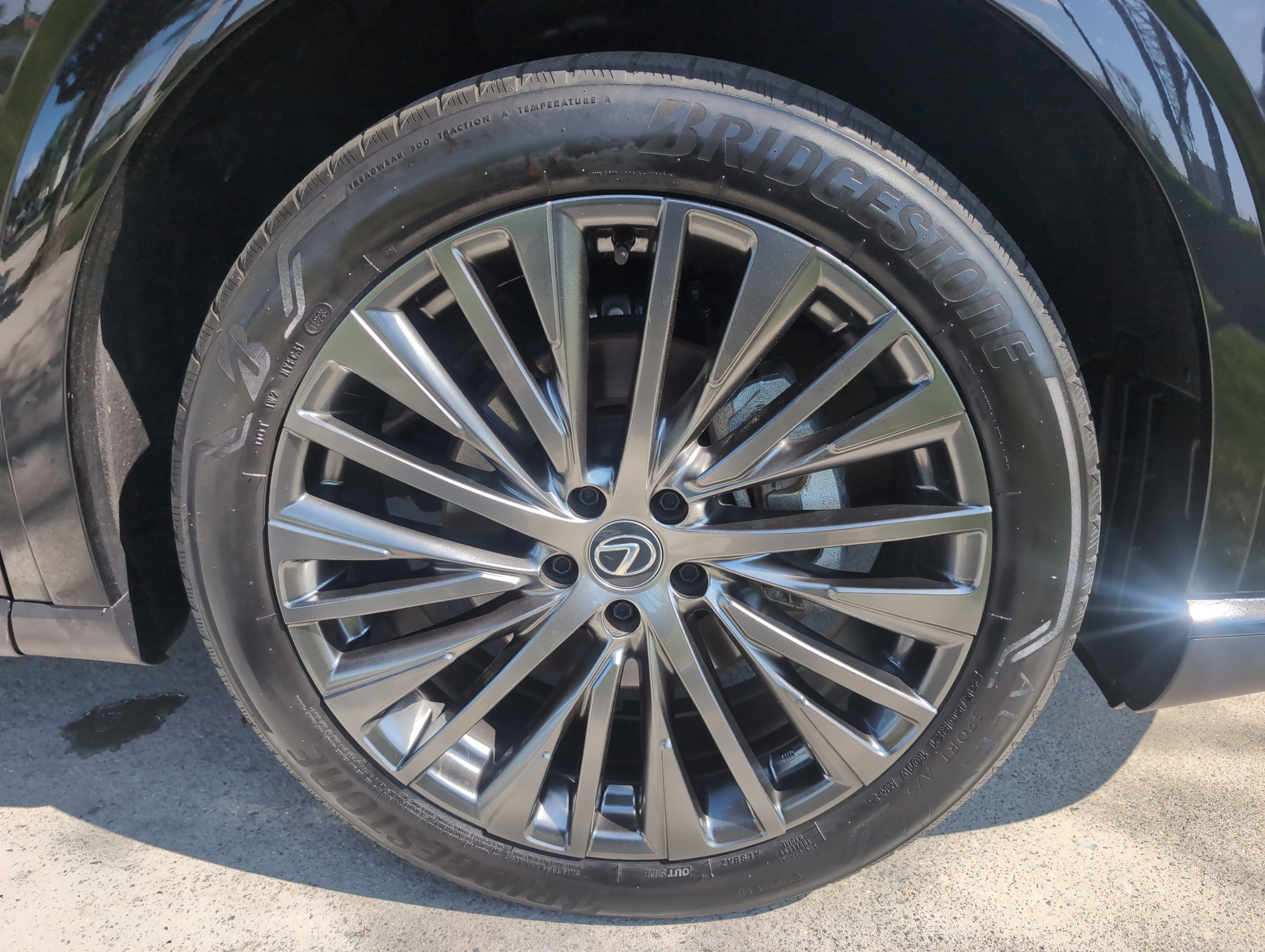 Used 2023 Lexus RX 350 FWD w/ Cold Area Package image 13