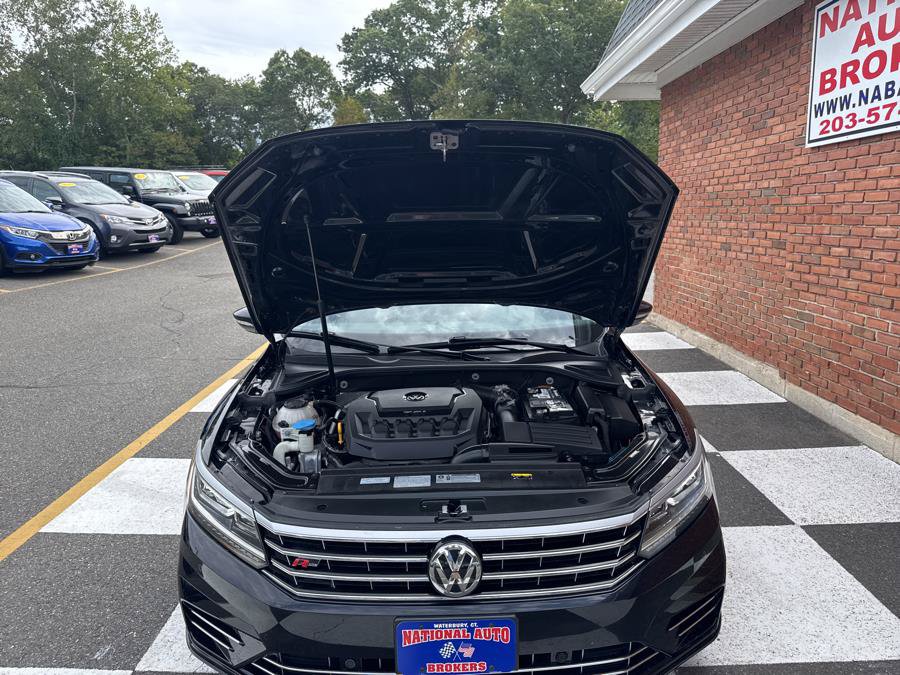 Used 2019 Volkswagen Passat 2.0T SE R-Line FWD image 35