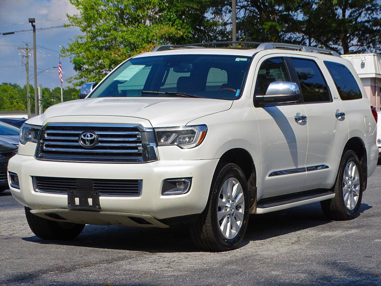 Used 2018 Toyota Sequoia Platinum AWD/4WD image 5