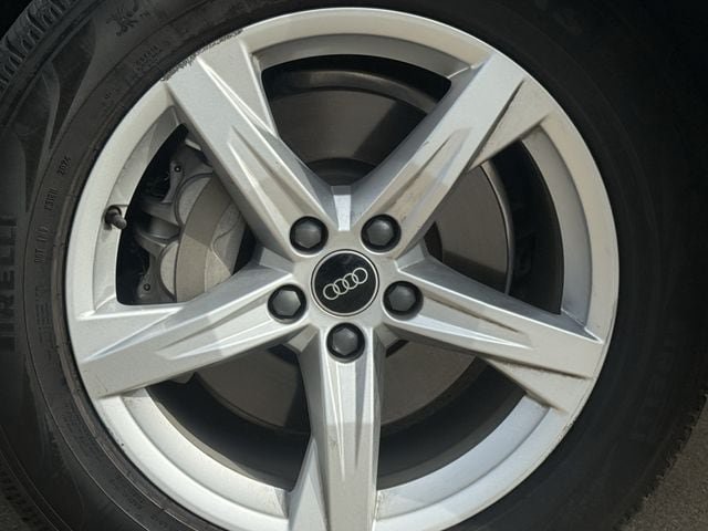 Used 2021 Audi Q5 2.0T Premium w/ Convenience Package AWD/4WD image 10