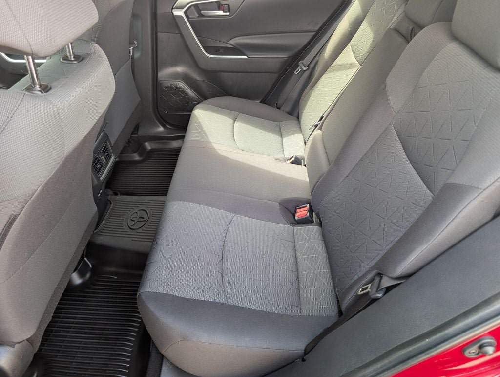Certified 2023 Toyota RAV4 XLE AWD/4WD image 29