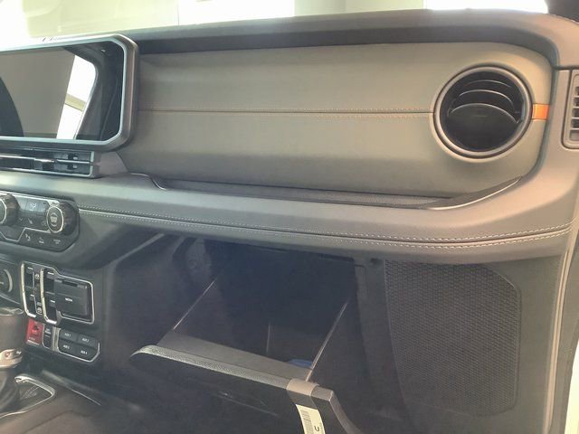 New 2026 Jeep Gladiator Mojave image 40