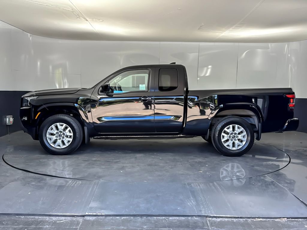 Used 2022 Nissan Frontier SV RWD image 6