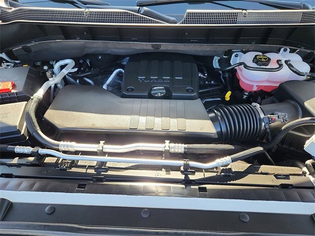 Used 2025 Chevrolet Silverado 1500 Custom image 30