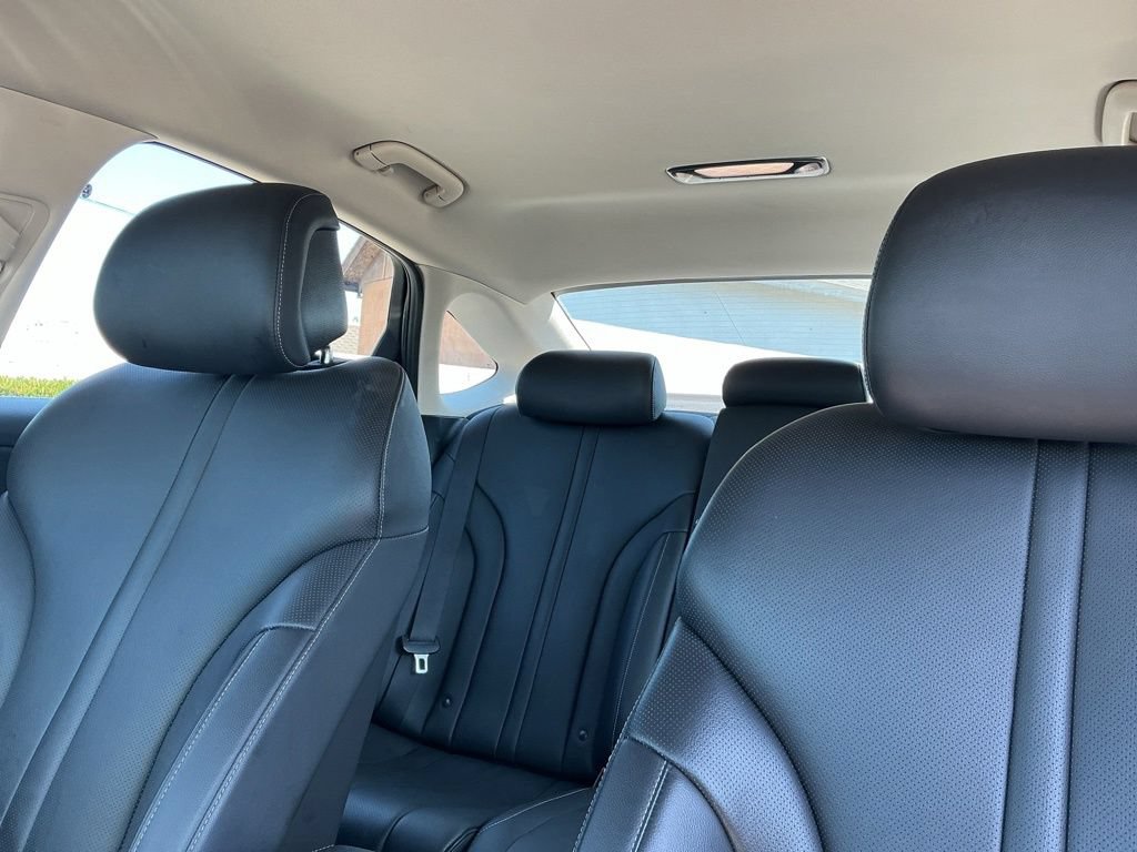 Used 2023 Genesis G80 2.5T AWD/4WD image 13