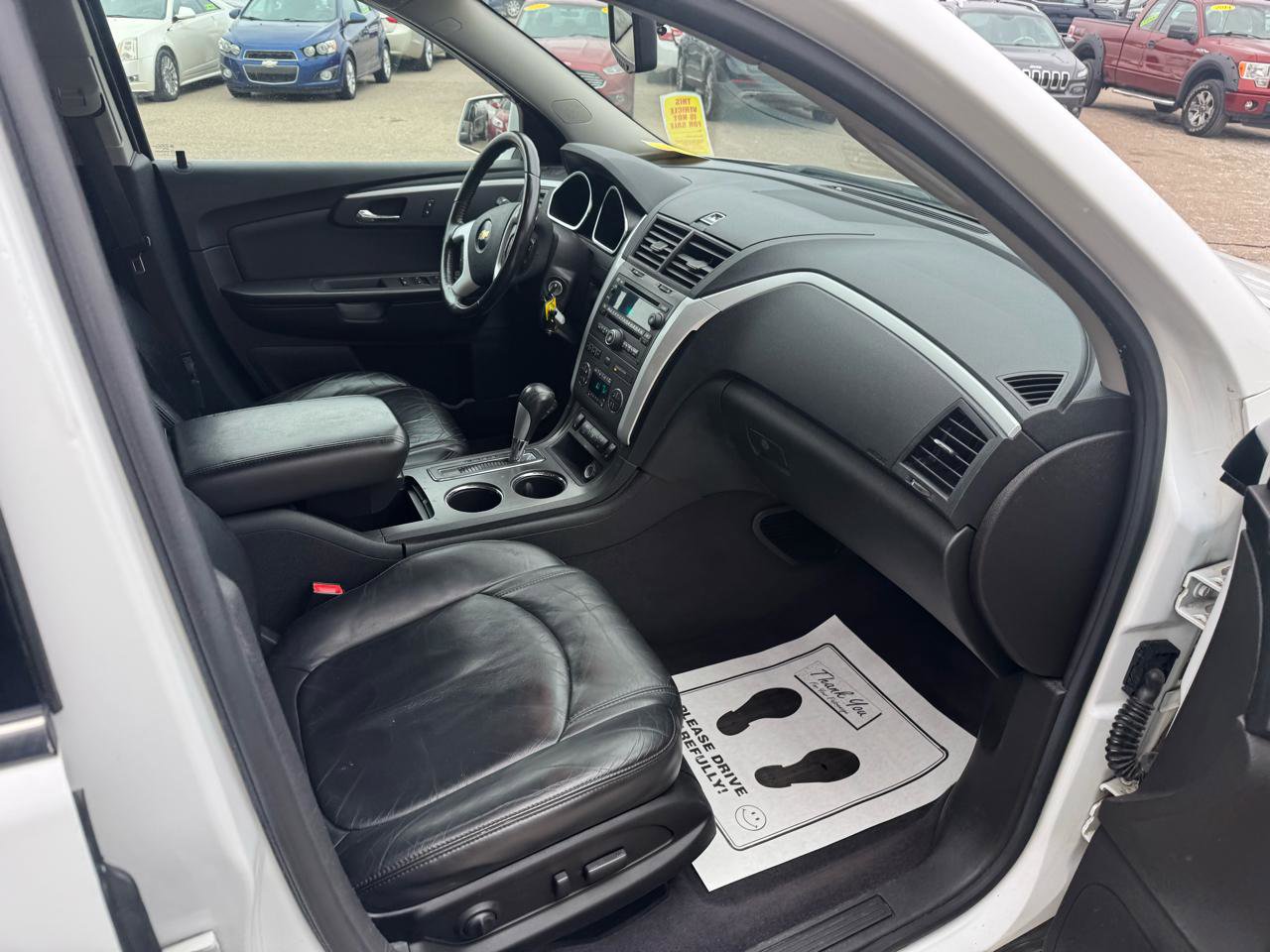 Used 2010 Chevrolet Traverse LT w/ Personal Connectivity Package FWD image 12