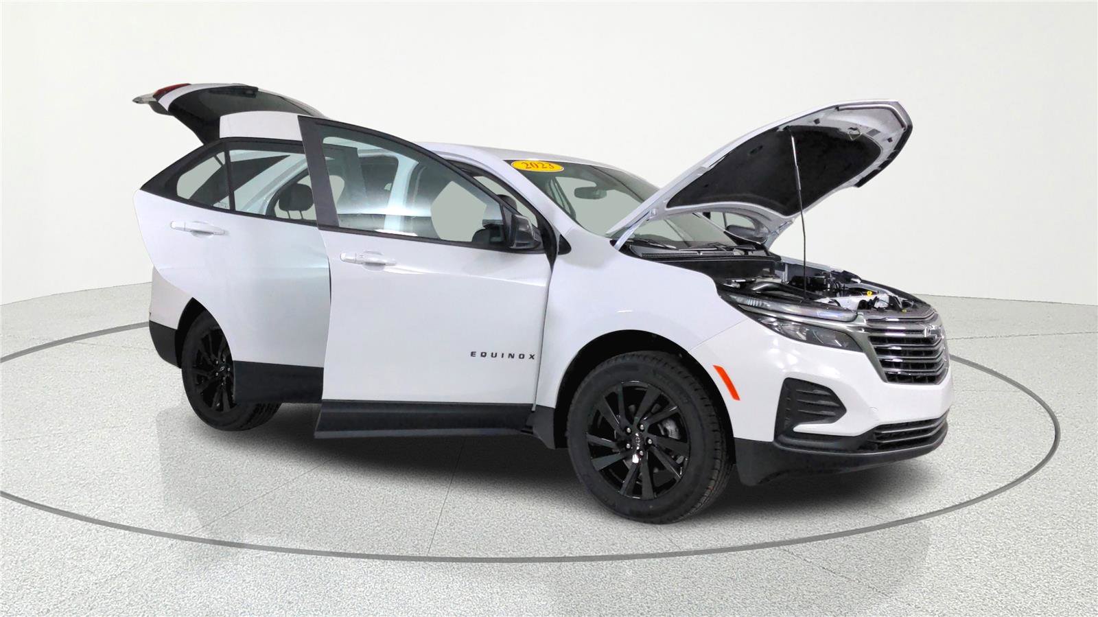 Used 2023 Chevrolet Equinox LS w/ Sport Edition AWD/4WD image 5