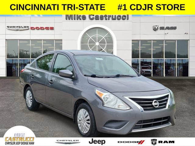 Used 2018 Nissan Versa S Plus FWD image 1