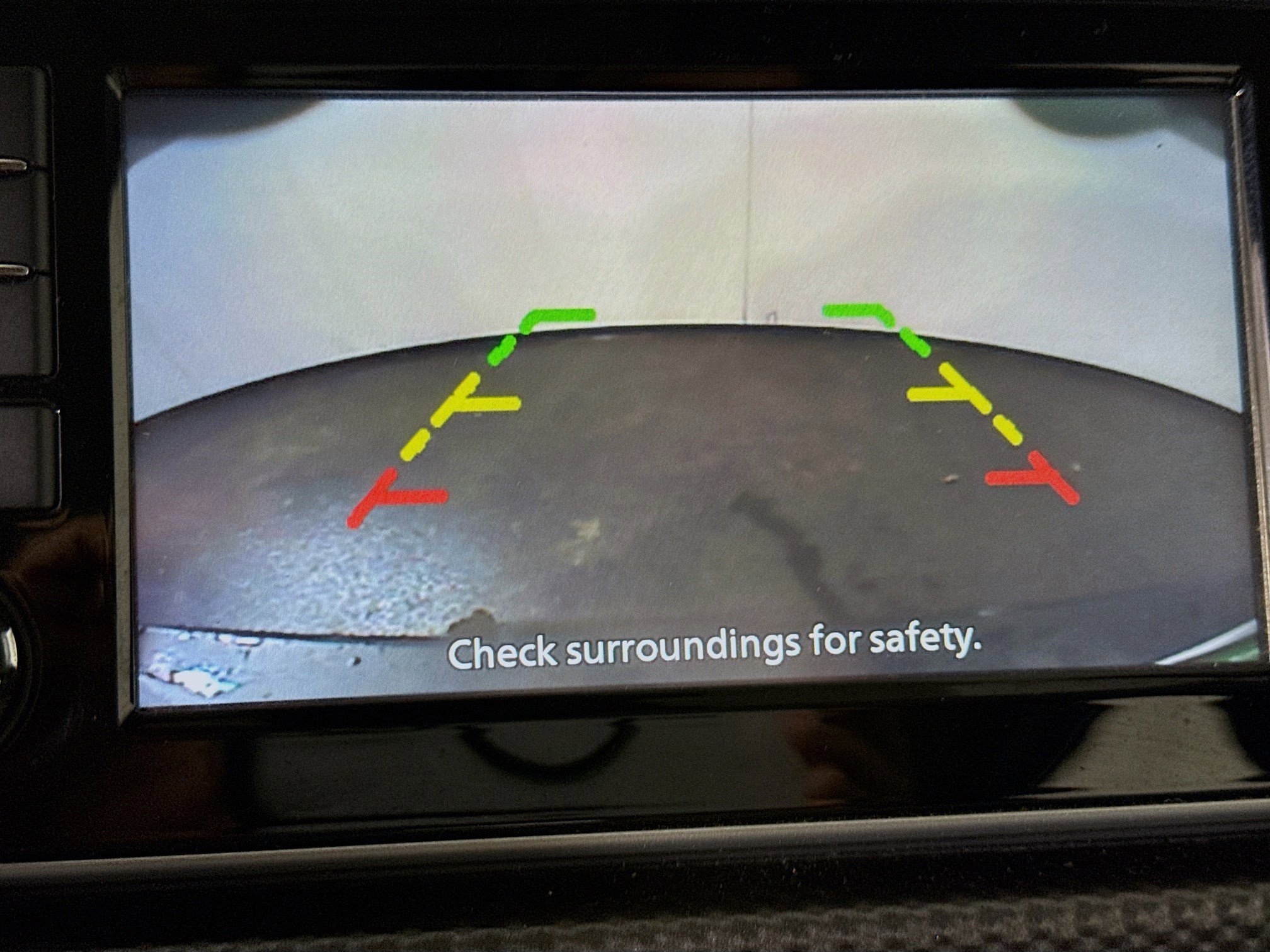 Used 2020 Nissan Kicks S image 19