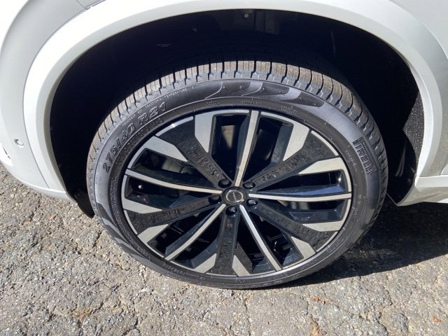 New 2026 Volvo XC90 T8 Plus image 10