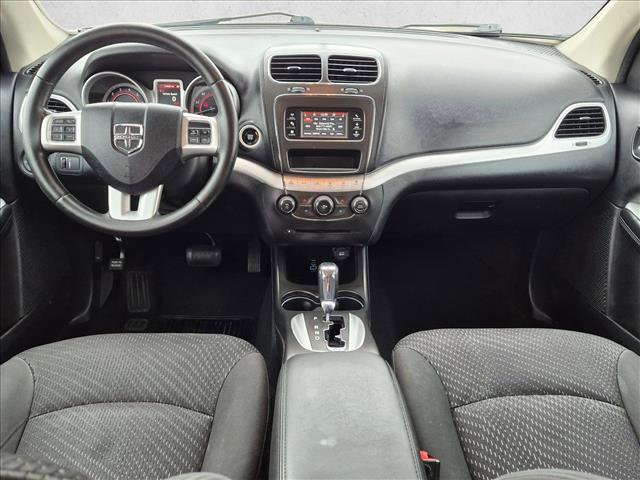 Used 2018 Dodge Journey SE w/ Connectivity Group FWD image 17
