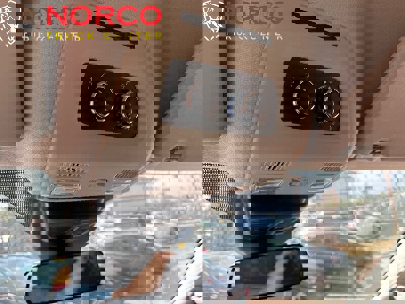 Used 2021 Ford Transit 350 XLT image 23