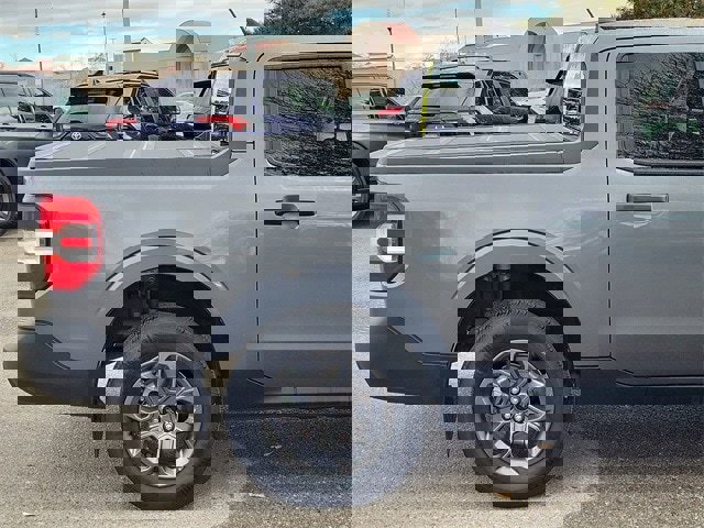 Used 2023 Ford Maverick XLT w/ XLT Luxury Package image 4