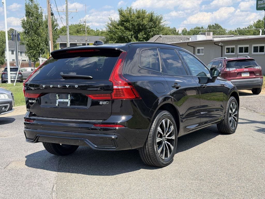 Used 2024 Volvo XC60 B5 Plus w/ Protection Package Premier AWD/4WD image 20