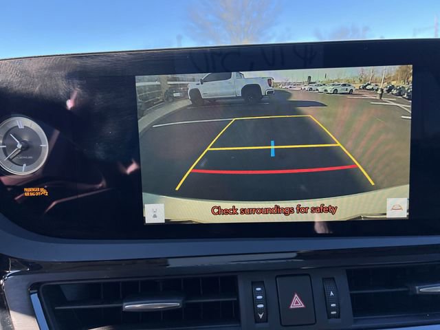 Used 2024 Lexus ES 300h w/ Premium Package image 15