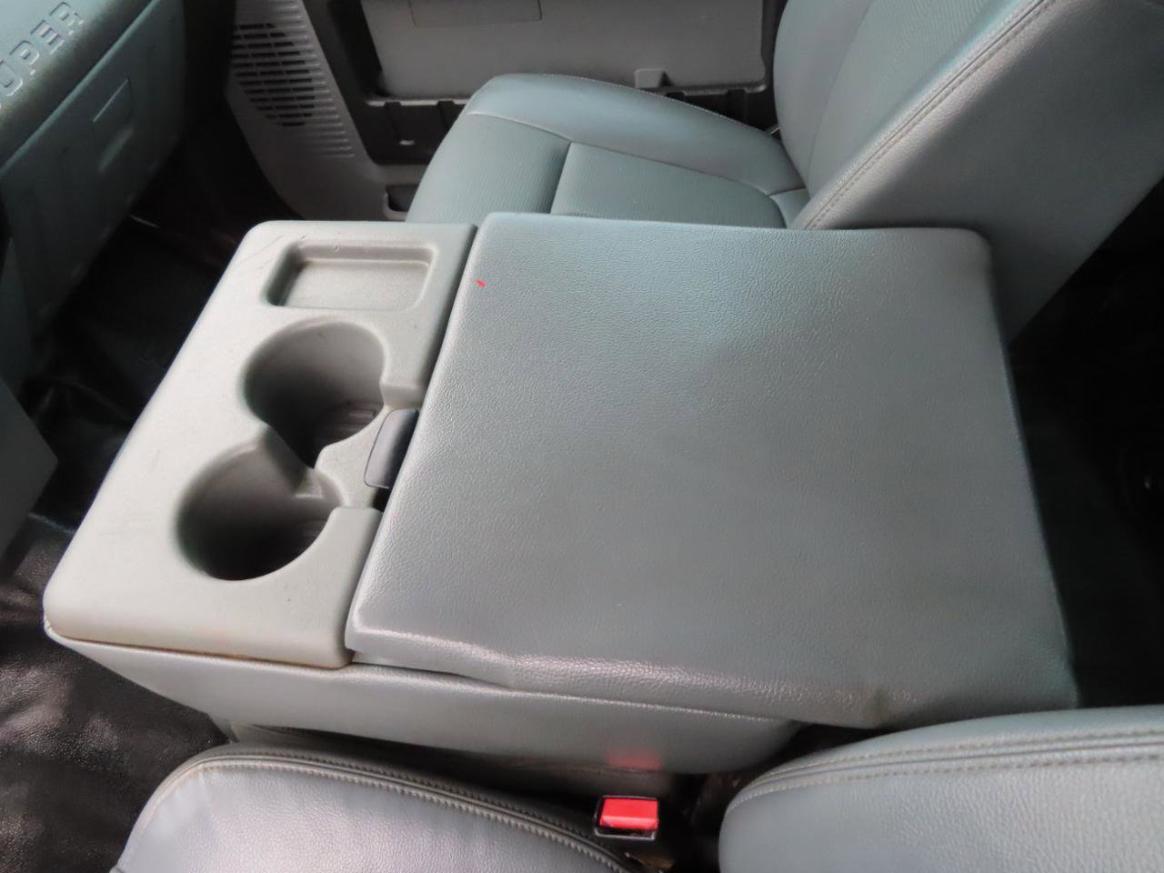 Used 2016 Ford F250 XL w/ Power Equipment Group AWD/4WD image 34