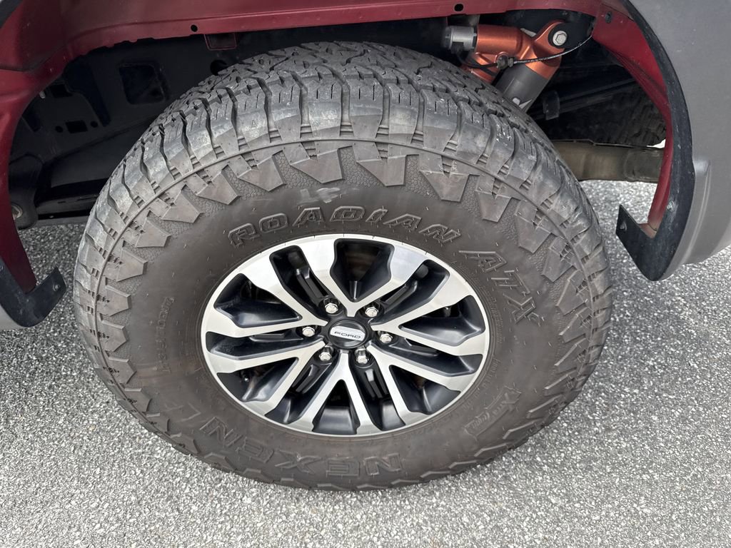 Used 2020 Ford F150 Raptor w/ Equipment Group 802A Luxury AWD/4WD image 18