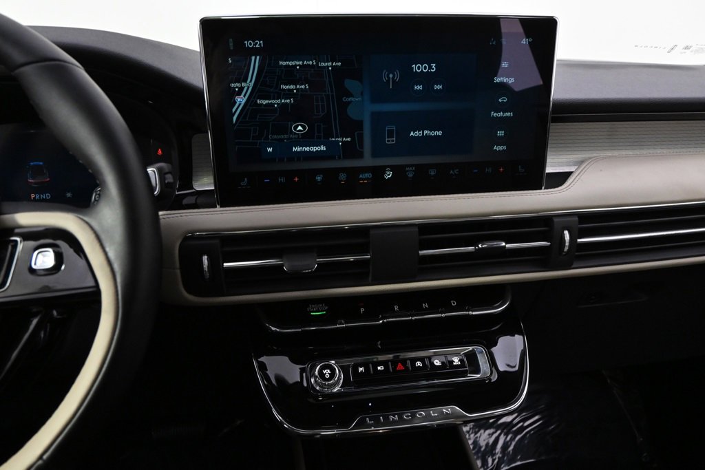 New 2026 Lincoln Corsair Premiere image 27