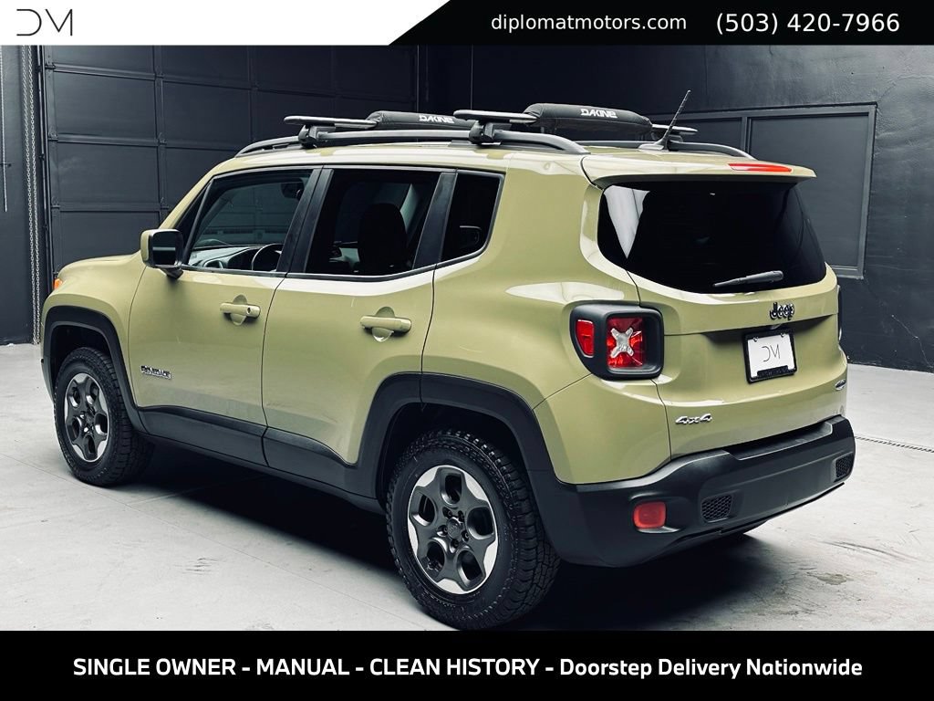 Used 2015 Jeep Renegade Latitude w/ Cold Weather Group II AWD/4WD image 6