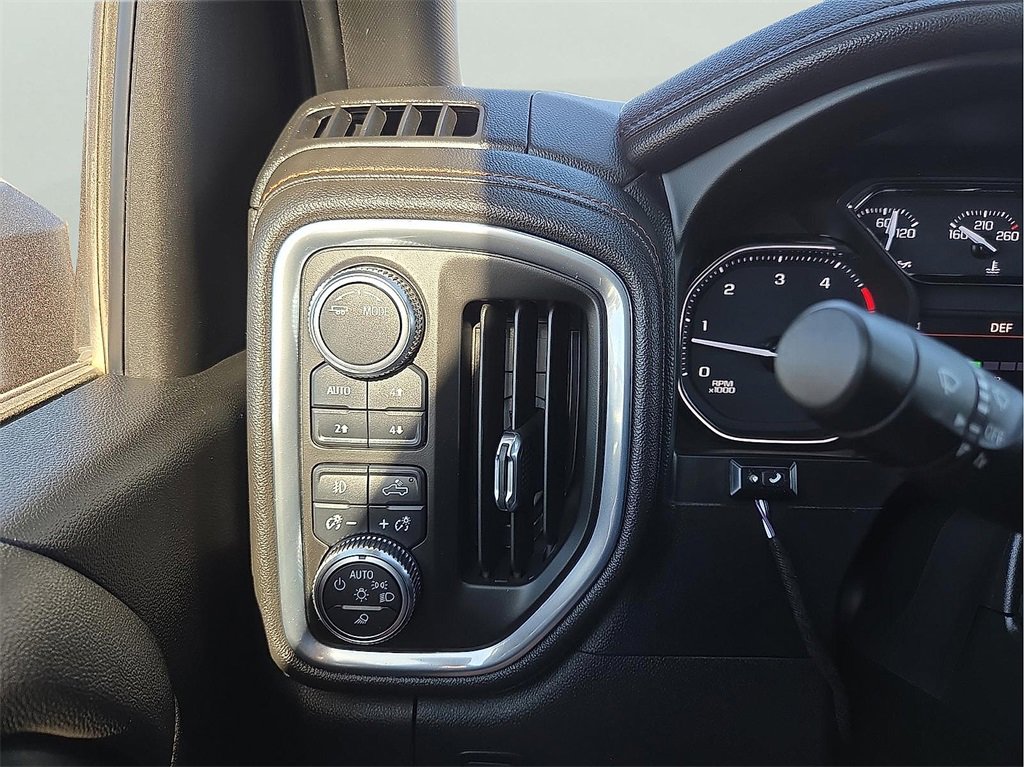 Used 2022 GMC Sierra 2500 AT4 w/ Gooseneck/5TH Wheel Package image 16