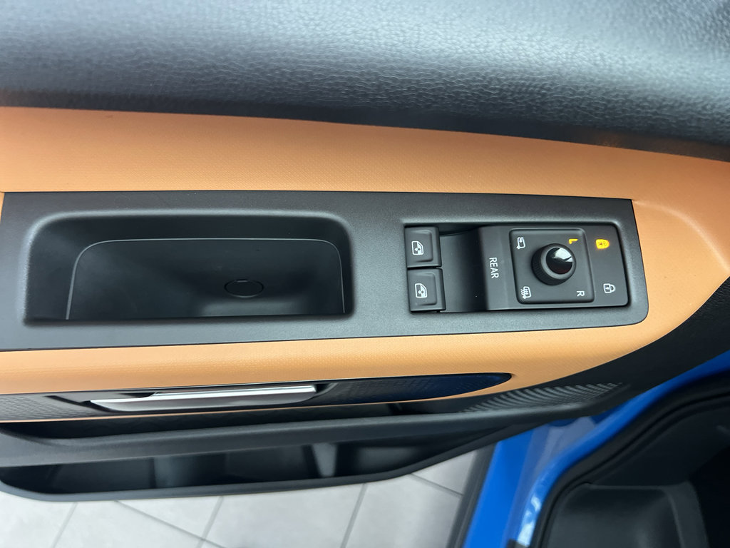 New 2025 Volkswagen ID. Buzz Pro S Plus image 13